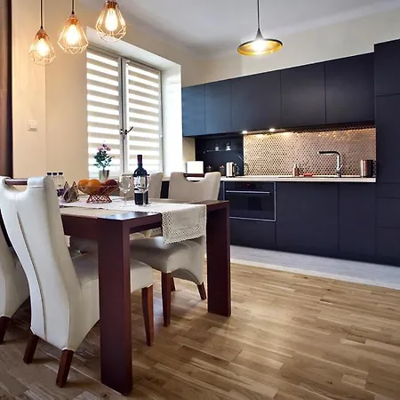 P&o Serviced Metro Mokotow Apartment